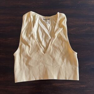 Garage Women's Yellow Ribbed V-Neck Top Size Small